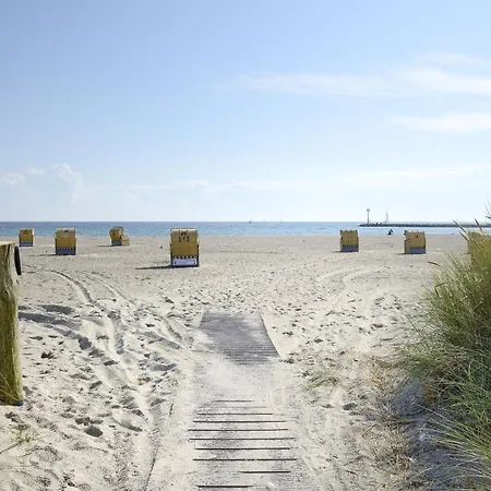 Stranddistel Am Suedstrand アパート フェーマルン